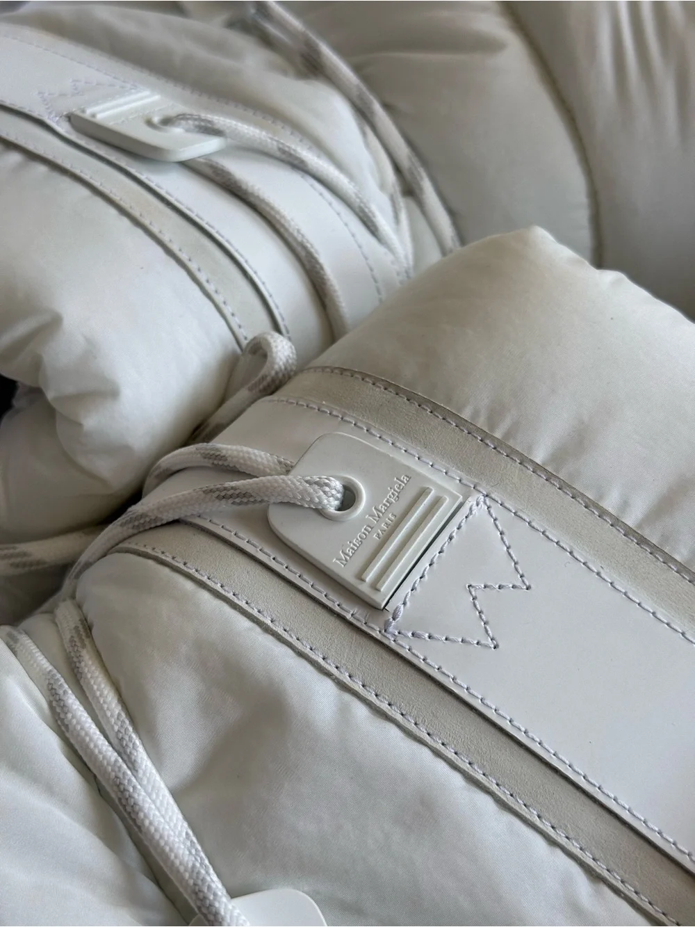 Maison Martin Margiela White Puffer Snow Boots